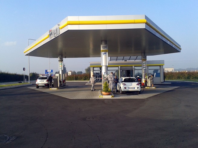 NUOVO P.V. ENI Valeggio Sul Mincio – Ar.Tec. S.r.l.  (2012-2014)